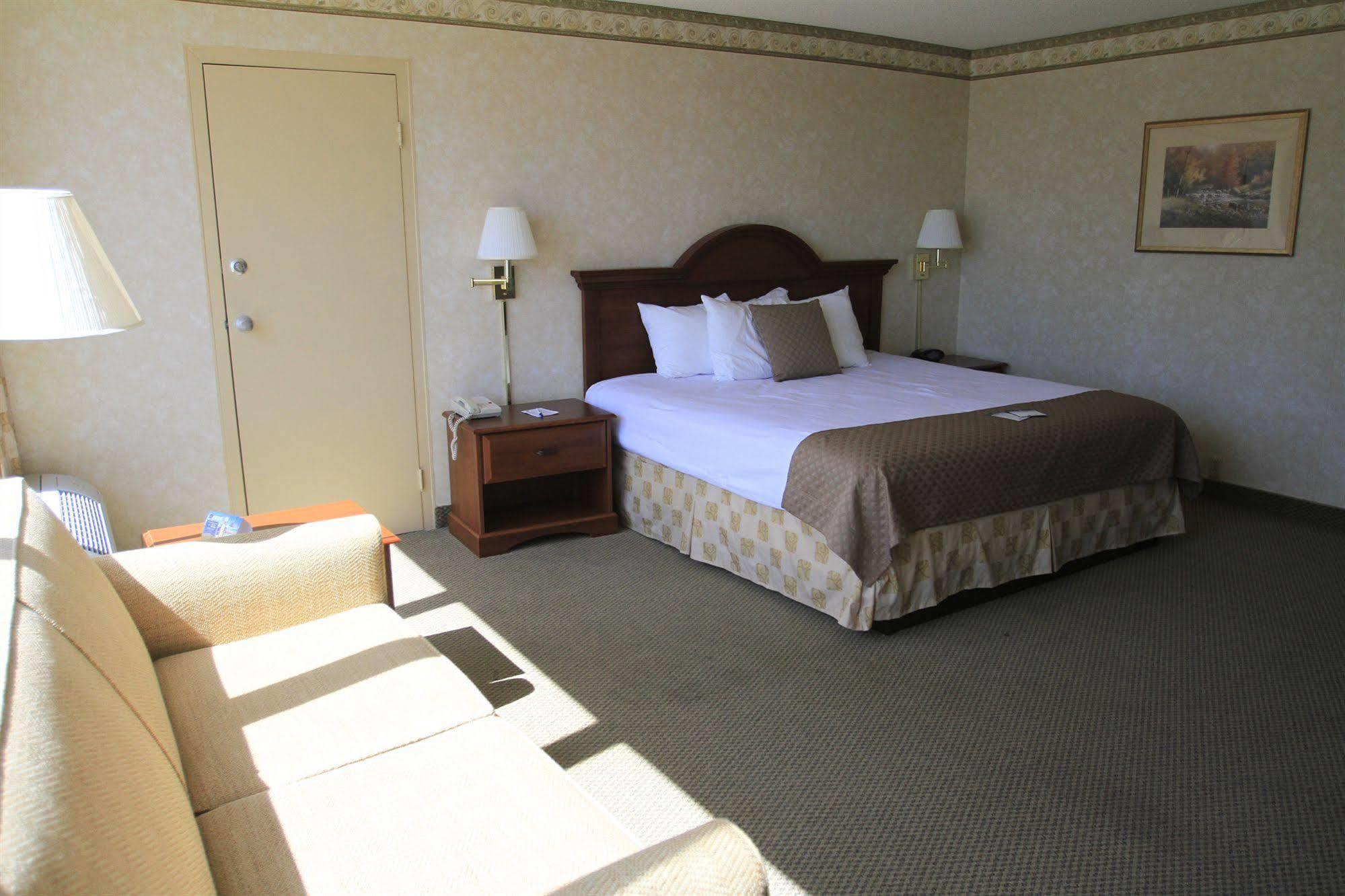 The Inn At Cobleskill Exterior foto